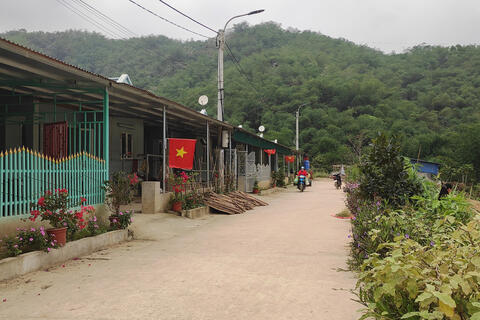 <a href="/song-xanh/giao-duc" title="Giáo dục" rel="dofollow">Giáo dục</a>