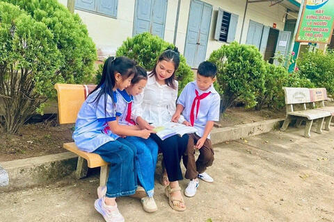 <a href="/van-de-hom-nay" title="Vấn đề hôm nay" rel="dofollow">Vấn đề hôm nay</a>