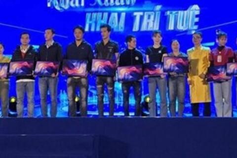 <a href="/thuong-hieu-xanh" title="Thương hiệu xanh" rel="dofollow">Thương hiệu xanh</a>