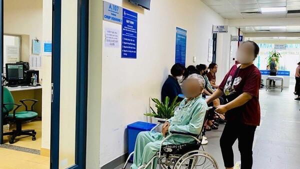 Bộ Y tế “tuýt còi” việc từ chối thanh toán BHYT khi chụp X-quang dưới 6 phút