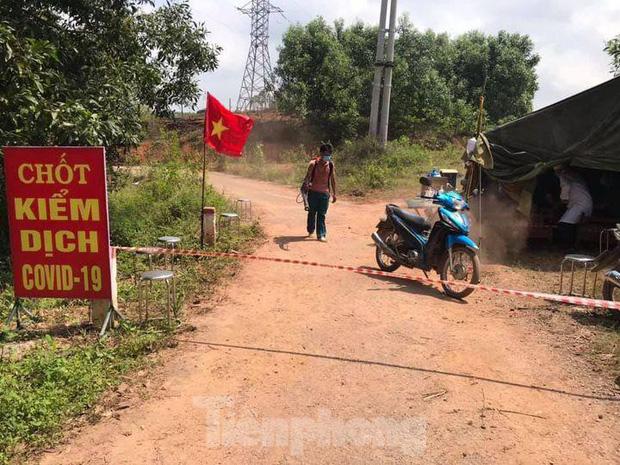 Lạng Sơn: Nữ sinh nhiễm COVID-19, hàng loạt giáo viên, học sinh cách ly - Ảnh 4. Lạng Sơn: Nữ sinh nhiễm COVID-19, hàng loạt giáo viên, học sinh cách ly - Ảnh 4.