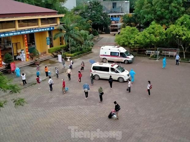 Lạng Sơn: Nữ sinh nhiễm COVID-19, hàng loạt giáo viên, học sinh cách ly - Ảnh 2. Lạng Sơn: Nữ sinh nhiễm COVID-19, hàng loạt giáo viên, học sinh cách ly - Ảnh 2.