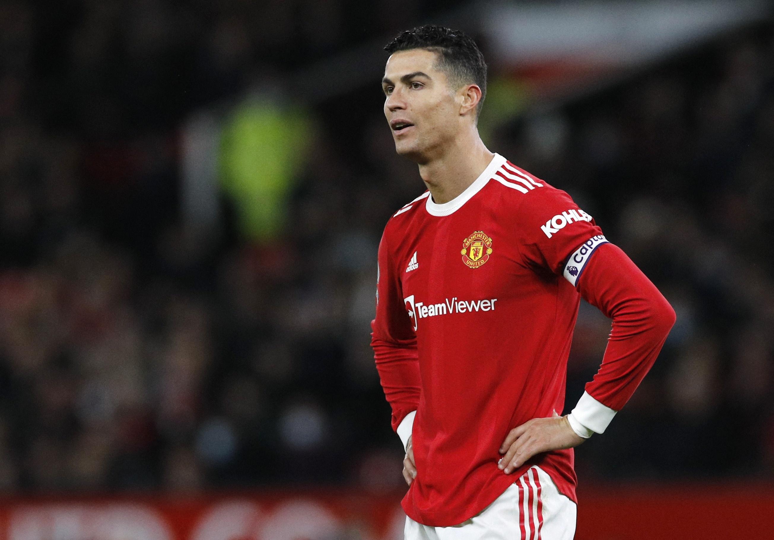 MU dau Wolves anh 1