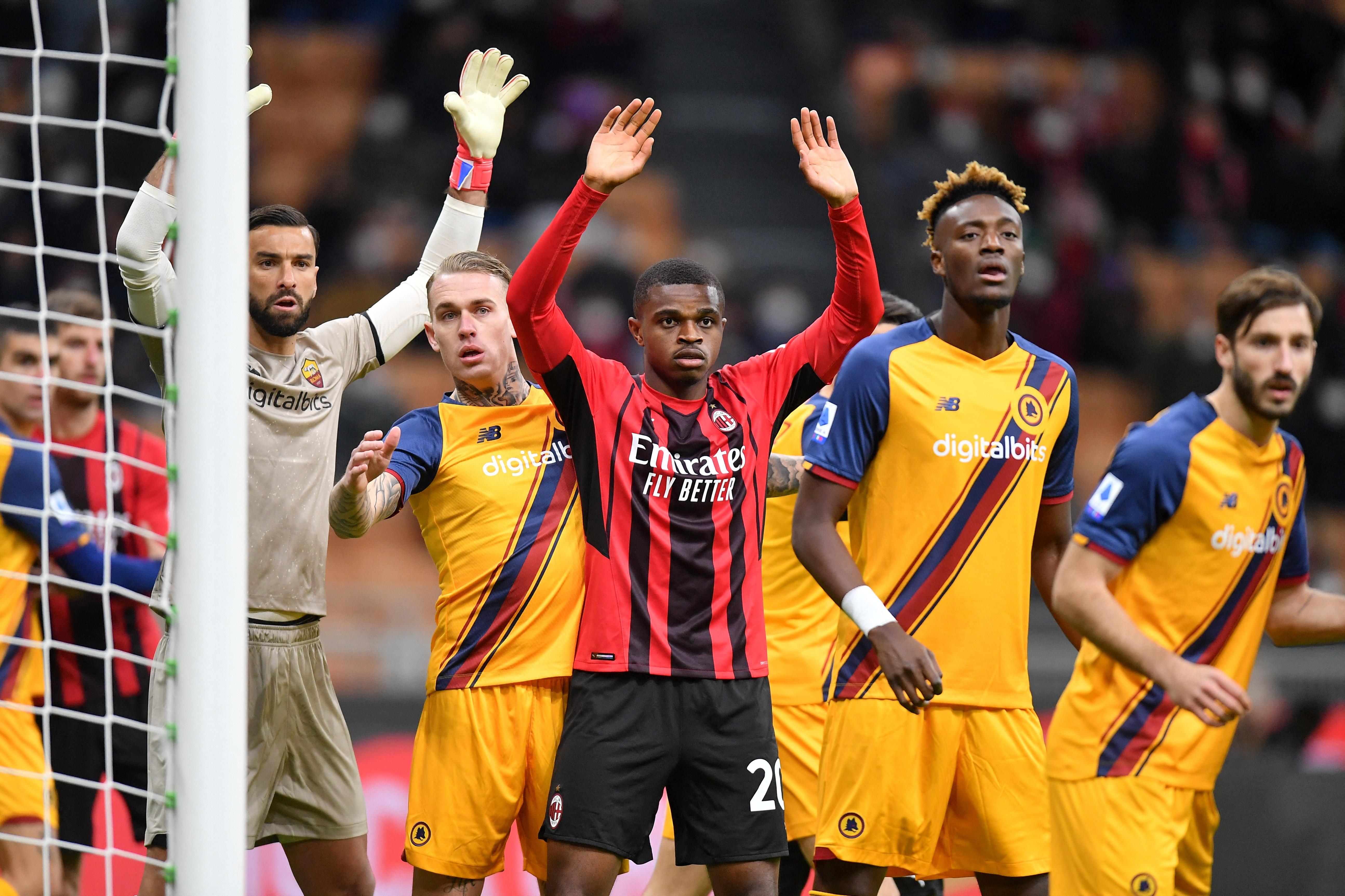 Roma dau Milan anh 2