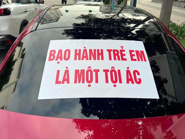 Dàn siêu xe đi quanh chung cư bé gái 8 tuổi, lan tỏa dòng thông điệp mạnh mẽ - Ảnh 2.