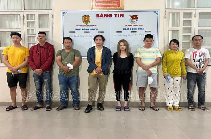 Đồng Nai phát hiện và triệt phá đường dây mại dâm với gần 200 thành viên - Ảnh 1.