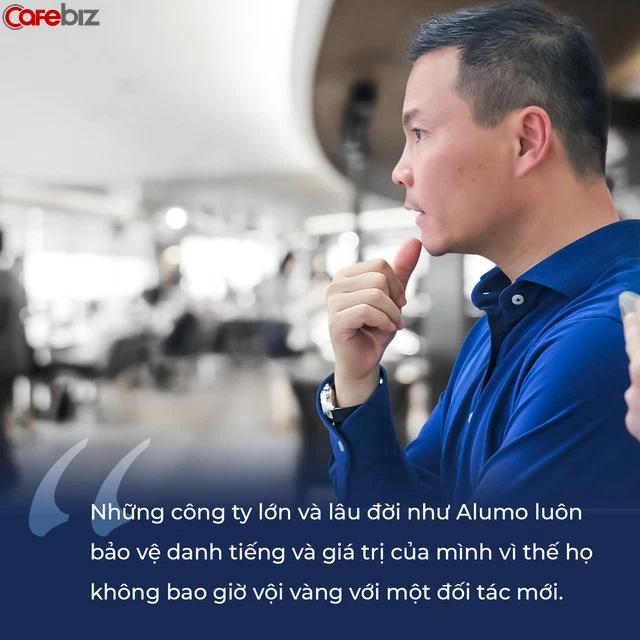 CEO Tailor: Lái xe 800 km, gặp ‘đế chế dệt may’ Thuỵ Sỹ 15 phút, mở đầu cho tham vọng ‘mang cả Châu Âu vào từng ‘đường kim mũi chỉ’ - Ảnh 2.