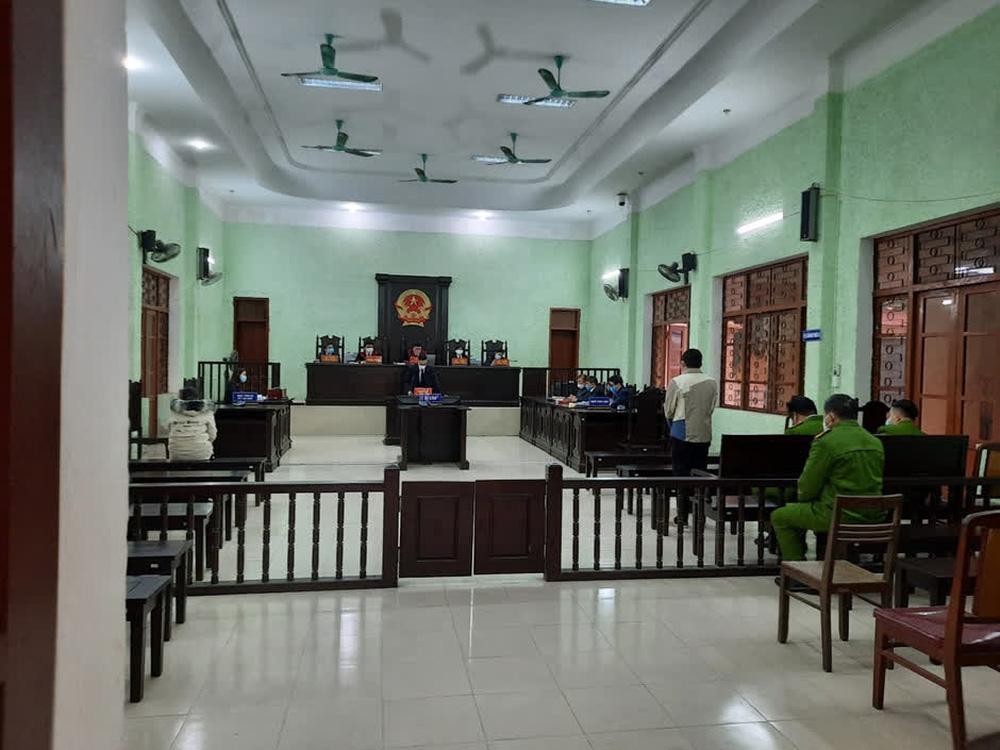 Bé 14 tuổi bị đánh dã man, bắt đập đầu vào tường đến chết, xịt nước lạnh giữa mùa đông - Ảnh 1.