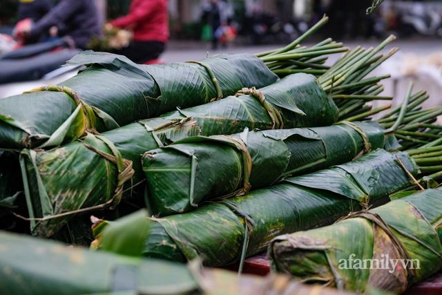 24 Tết đi chợ lá dong lâu đời nhất Hà Nội: Đìu hiu khách mua, giá bán tăng gấp đôi năm ngoái - Ảnh 14.