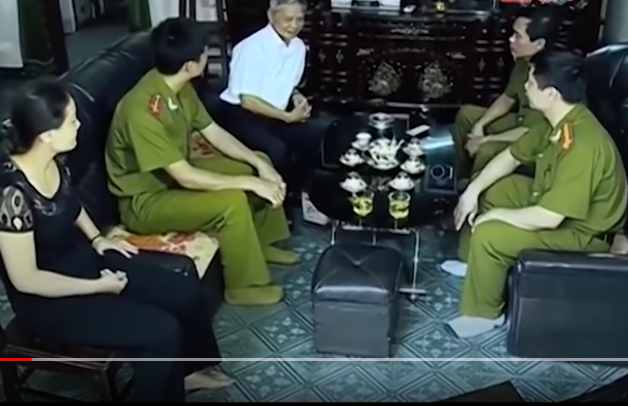 Hành trình phá án: Bật nắp quan tài tìm nguyên nhân cái chết bí ẩn - Hình 8 Hanh trinh pha an: Bat nap quan tai tim nguyen nhan cai chet bi an-Hinh-8