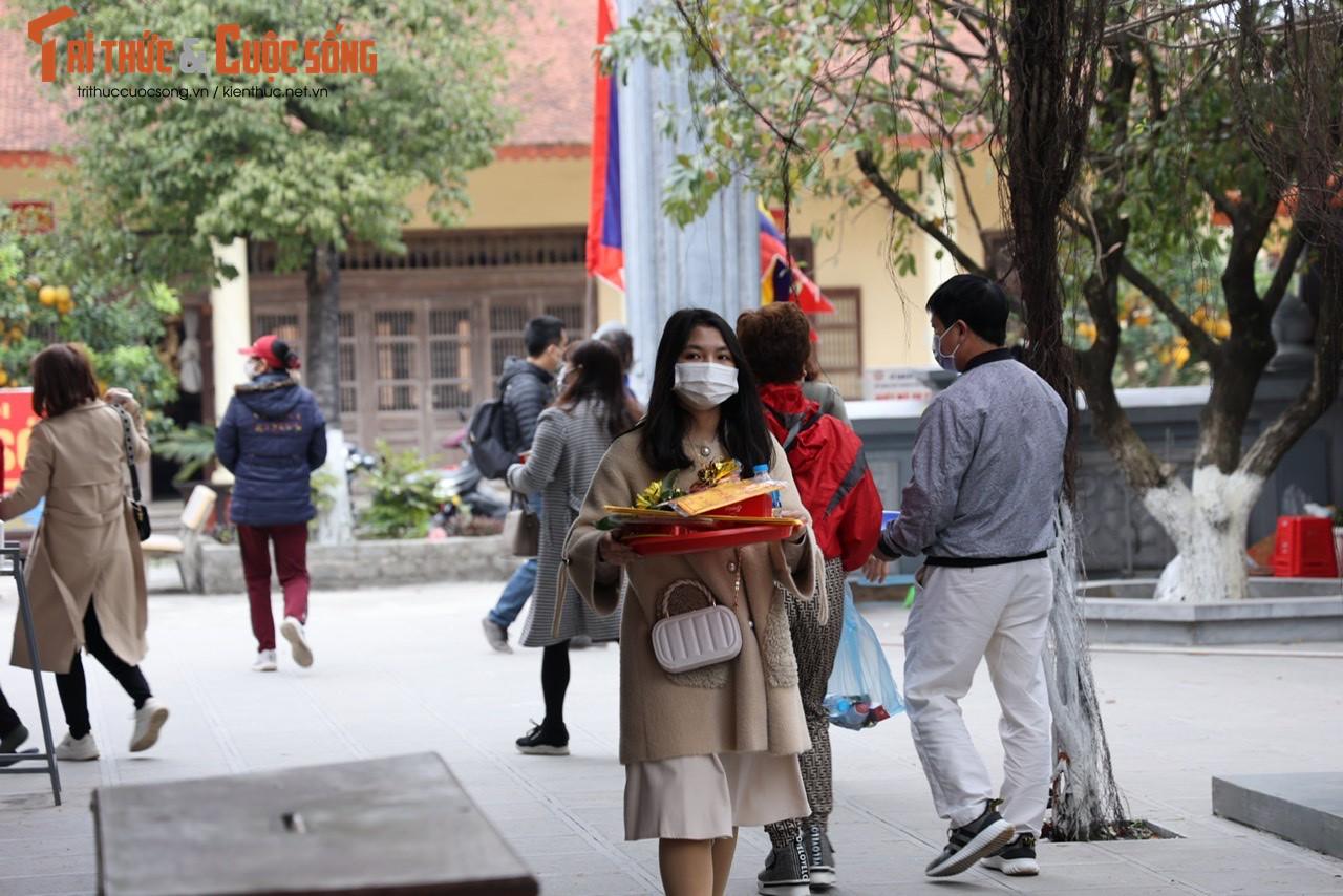 Chùa Hương đìu hiu dịp Tết Nguyên đán, thuyền bè 'đắp chiếu' không khách - 4 Chùa Hương đìu hiu dịp Tết Nguyên đán, thuyền bè 'đắp chiếu' không khách - 4