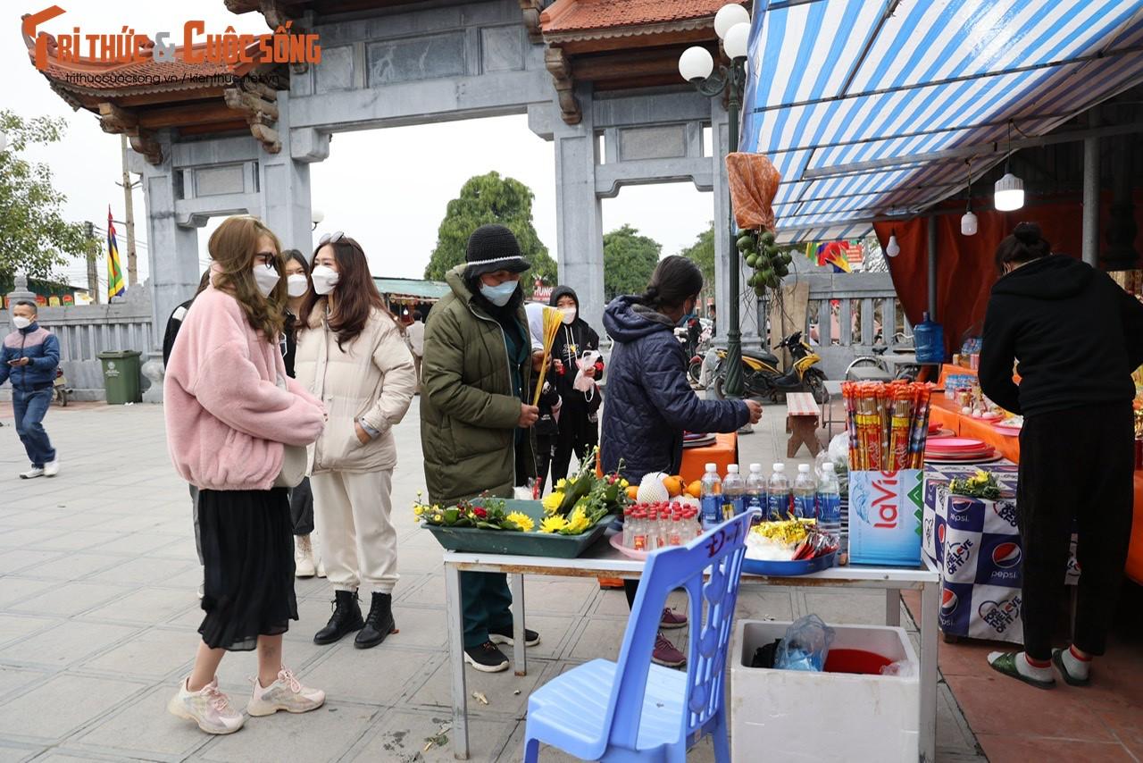 Chùa Hương đìu hiu dịp Tết Nguyên đán, thuyền bè 'đắp chiếu' không khách - 5 Chùa Hương đìu hiu dịp Tết Nguyên đán, thuyền bè 'đắp chiếu' không khách - 5