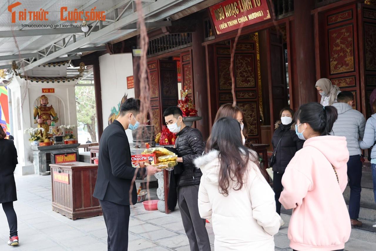 Chùa Hương đìu hiu dịp Tết Nguyên đán, thuyền bè 'đắp chiếu' không khách - 9 Chùa Hương đìu hiu dịp Tết Nguyên đán, thuyền bè 'đắp chiếu' không khách - 9