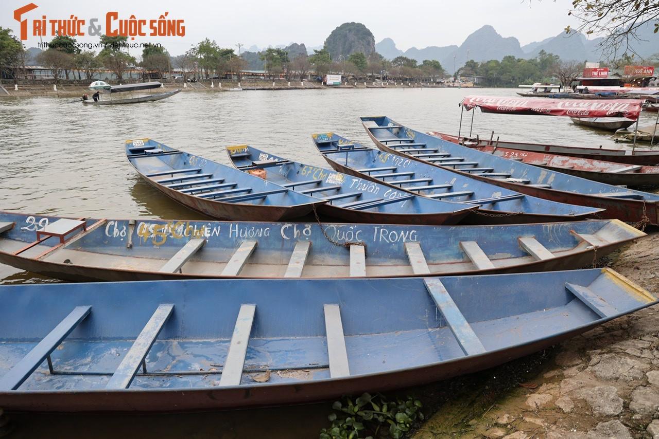 Chùa Hương đìu hiu dịp Tết Nguyên đán, thuyền bè 'đắp chiếu' không khách - 10 Chùa Hương đìu hiu dịp Tết Nguyên đán, thuyền bè 'đắp chiếu' không khách - 10