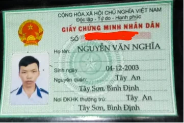 Giấy tờ tùy thân nam sinh viên mất tích. Ảnh: N.A.