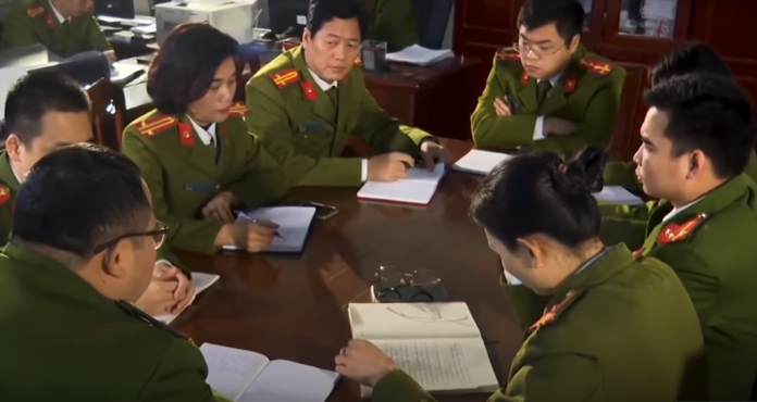 Hành trình phá án: Xác người bên bờ suối và cuộc Hanh trinh pha an: Xac nguoi ben bo suoi va cuoc