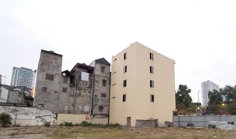 Công trình xây dựng tại số 84 đường Láng (quận Đống Đa).