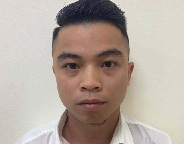 Môi giới gái đẹp bán dâm, các "tú ông" hốt cả tỷ đồng mỗi tháng - Hình 8 Moi gioi gai dep ban dam, cac