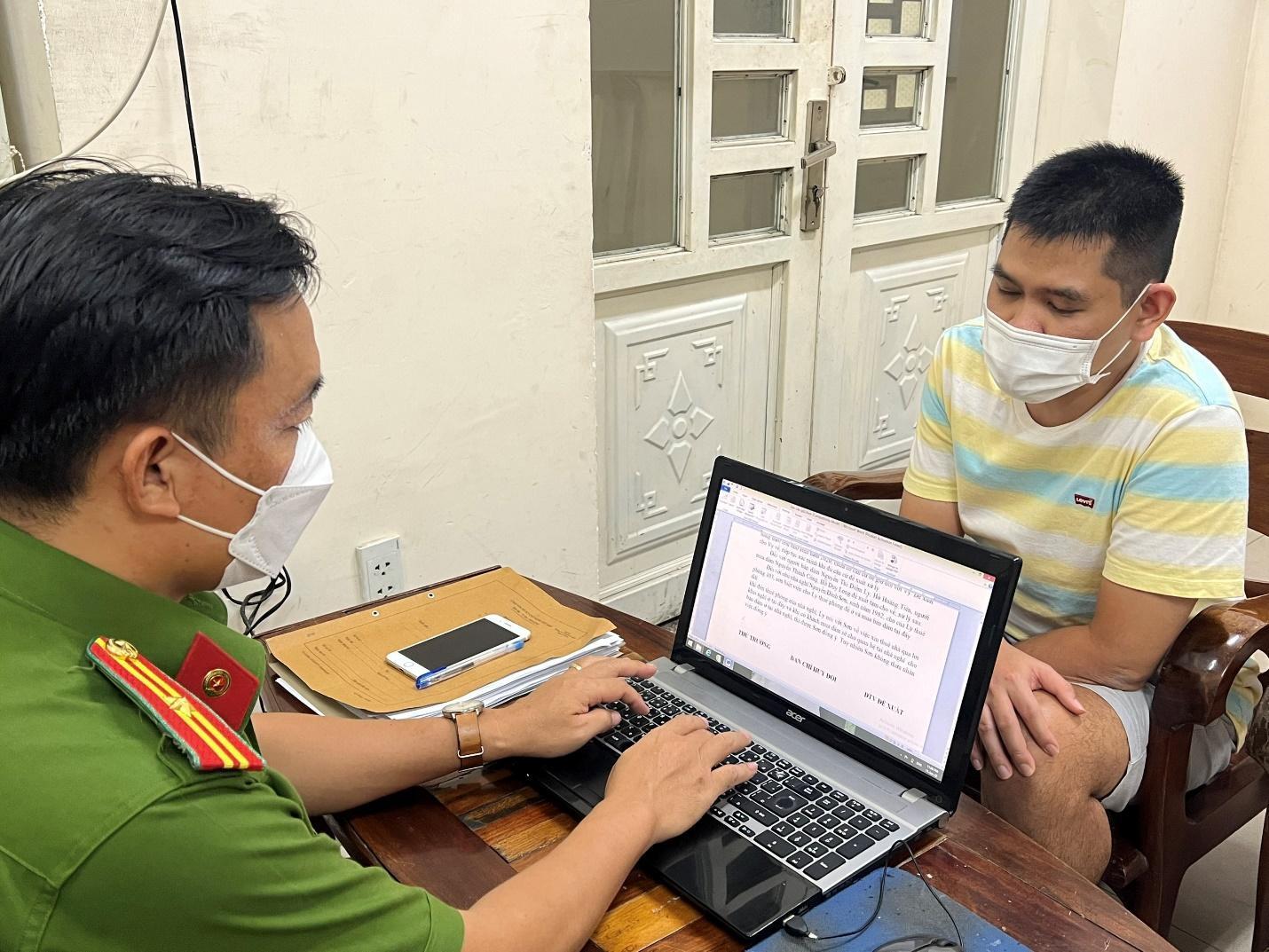 Môi giới gái đẹp bán dâm, các "tú ông" hốt cả tỷ đồng mỗi tháng - Hình 4 Moi gioi gai dep ban dam, cac