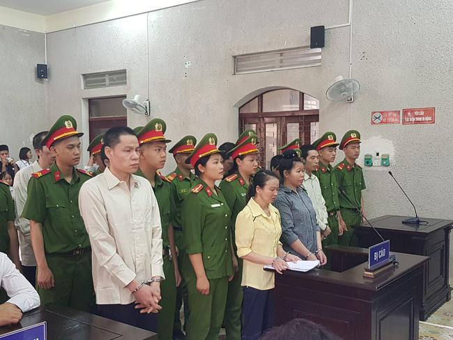 Hôm nay (18/3), xử phúc thẩm mẹ nữ sinh giao gà ở Điện Biên - Hình 5 Hom nay (18/3), xu phuc tham me nu sinh giao ga o Dien Bien-Hinh-5