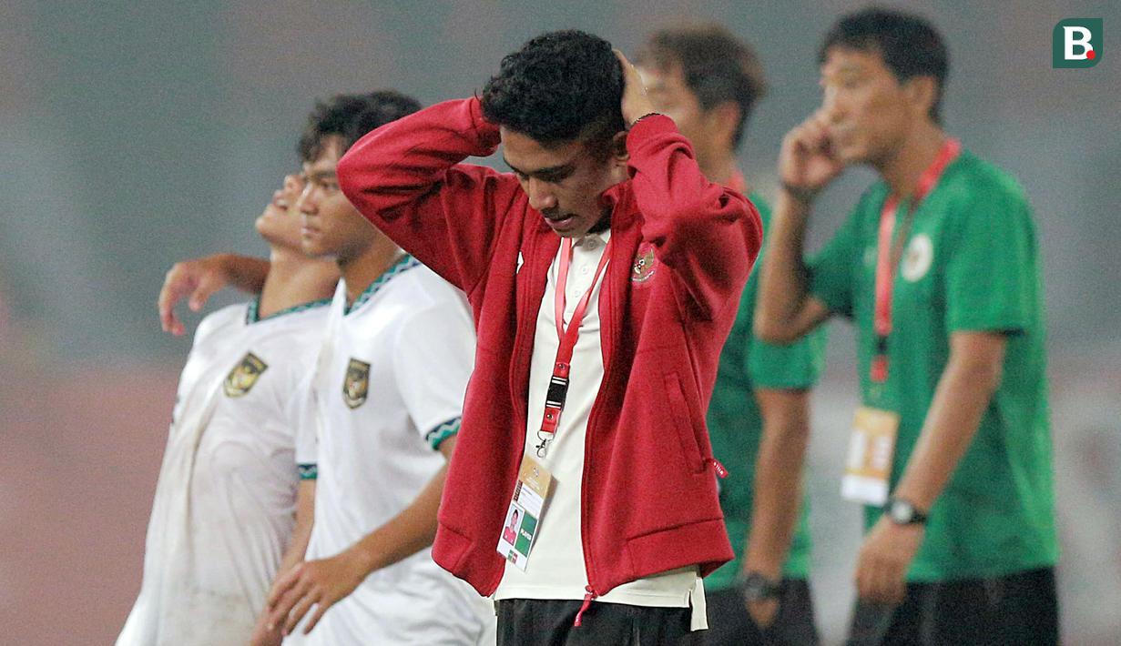 Nỗi buồn của các cầu thủ U19 Indonesia.