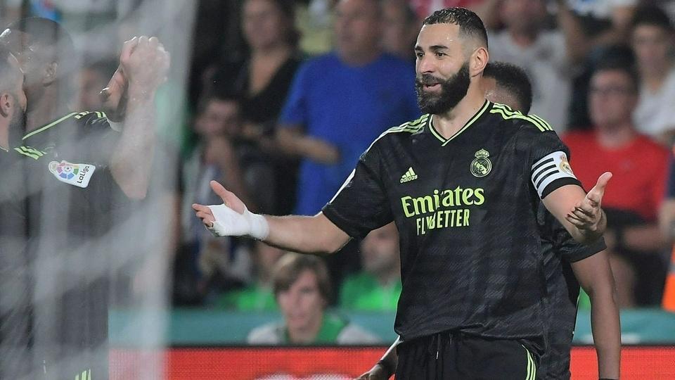 Benzema lại nổ súng cho Real Madrid ở mùa giải năm nay. Ảnh: Reuters.