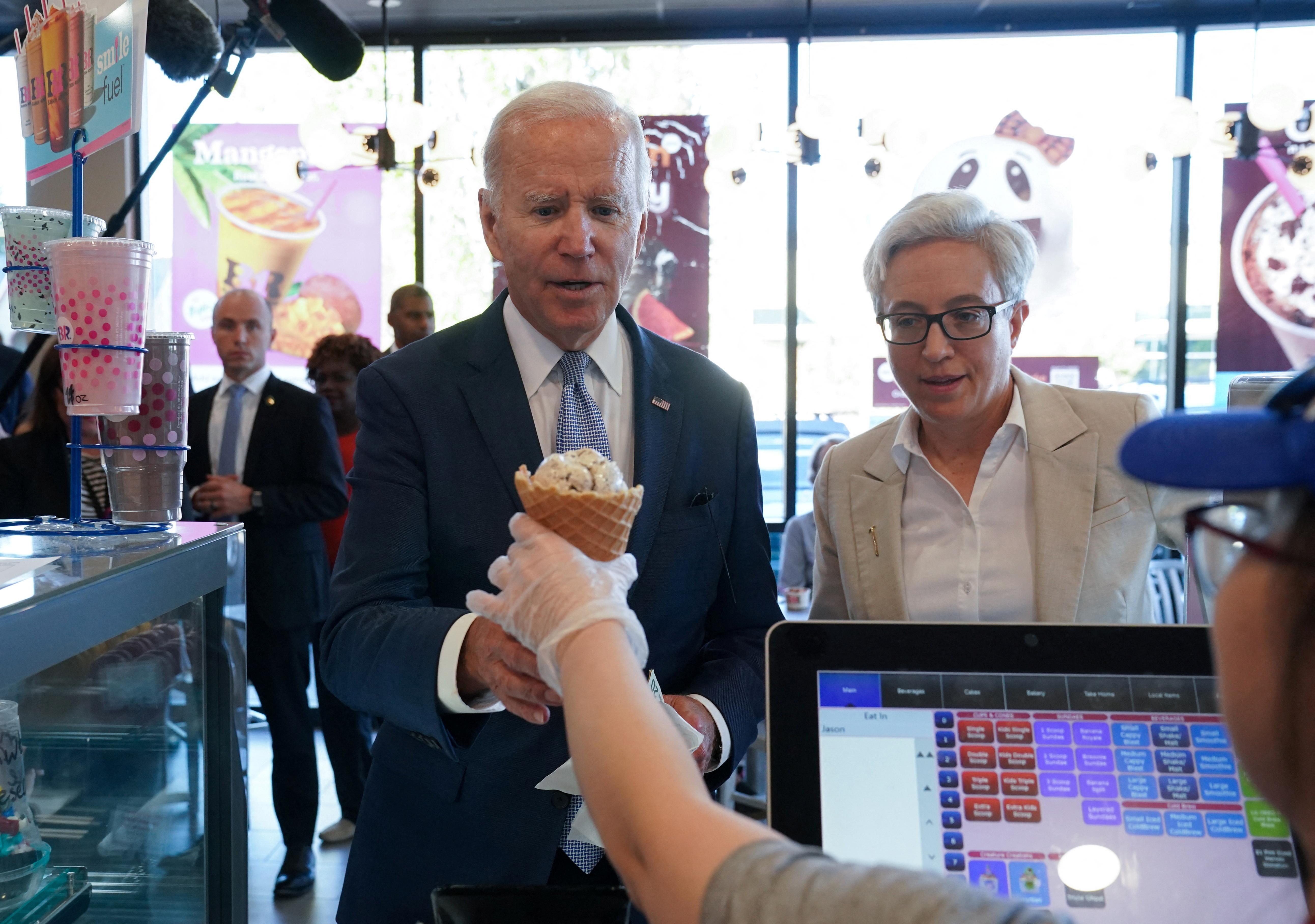 Ông Biden tại Portland (Oregon). Ảnh: Reuters.