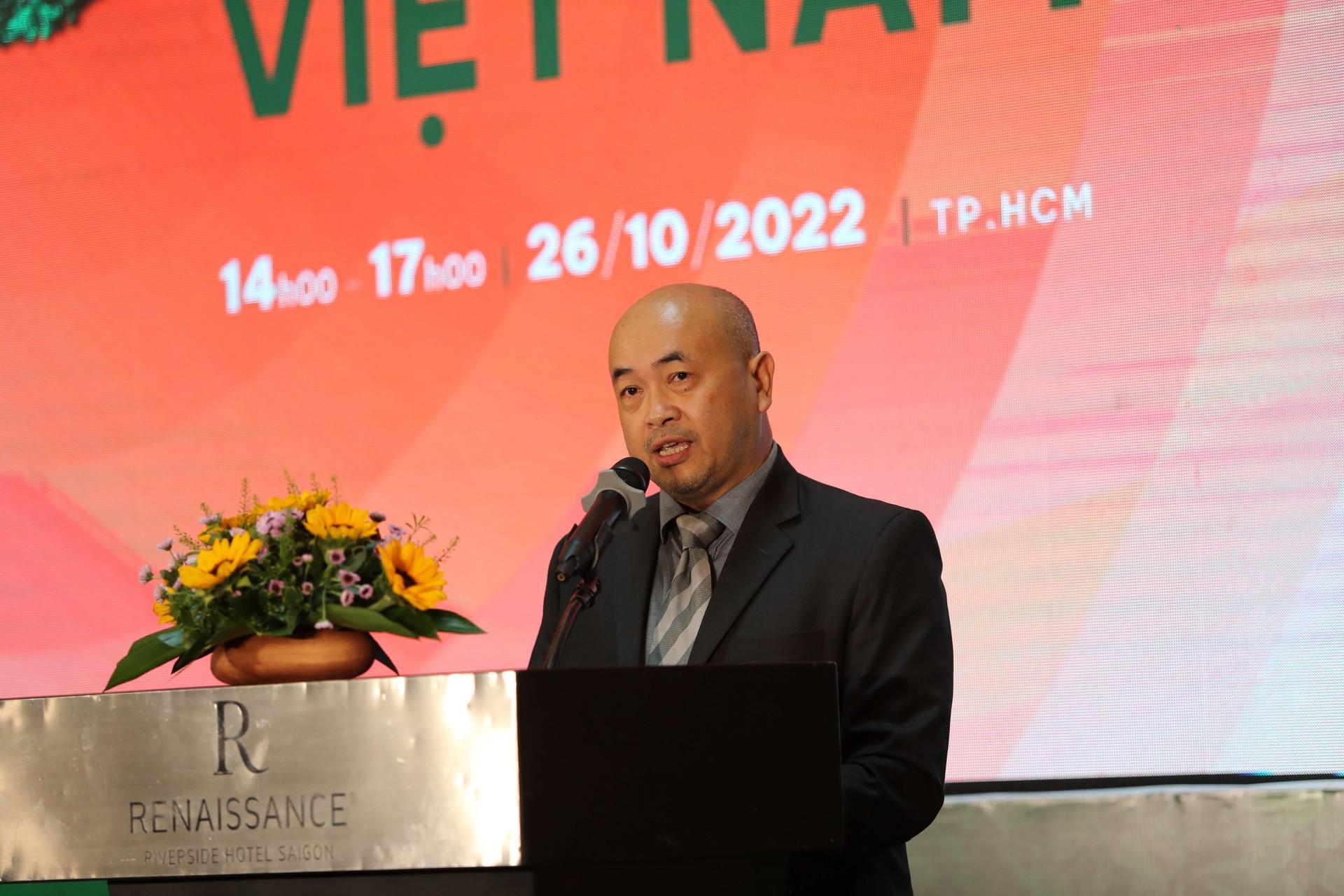 2_-ong-doan-dinh-trung-giam-doc-chien-luoc-vien-thanh-vien-hoi-dong-quan-tri-viet-nam-phat-bieu-tai-sk.jpg