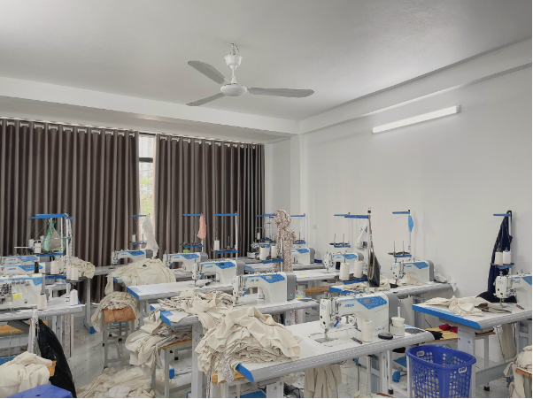 Thời trang thanh lịch, quyến rũ và chỉn chu cùng thương hiệu Flane - Ảnh 4.