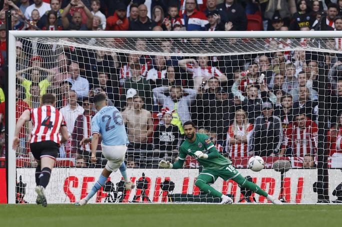 Riyad Mahrez lập hat-trick, Man City hạ Sheffield United vào chung kết FA Cup - Ảnh 4.