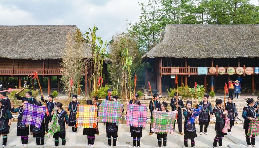 Khai mạc “Lễ hội Festival hoa hồng năm 2023” ảnh 11