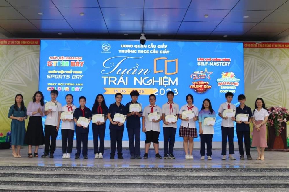 Xã hội hoá màn hình LED sân trường ở quận Cầu Giấy: Những tín hiệu vui