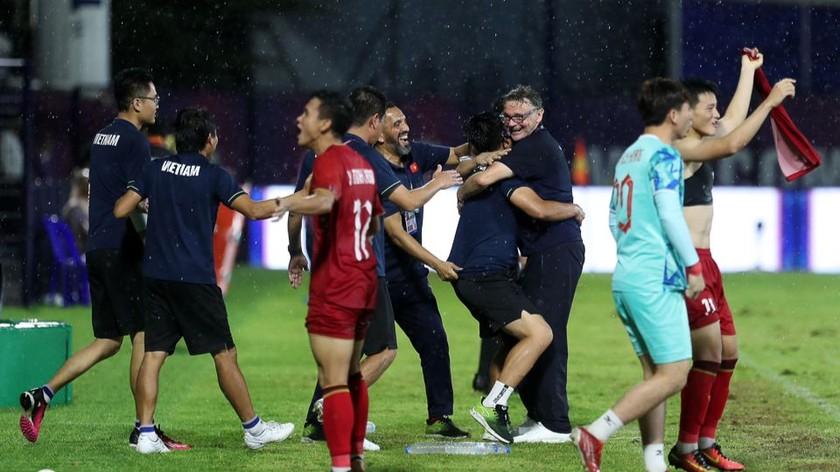 HLV Philippe Troussier sẽ dẫn dắt ĐT U23 Việt Nam tham dự Vòng loại U23 châu Á 2024 và cùng với ĐTQG tham dự Vòng loại thứ hai World Cup 2026.