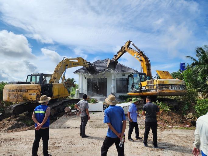 Hé lộ nguồn gốc 79 căn biệt thự không phép - Ảnh 1.