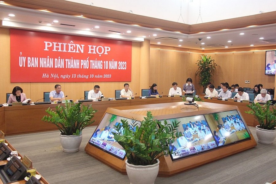 Quang cảnh phiên họp