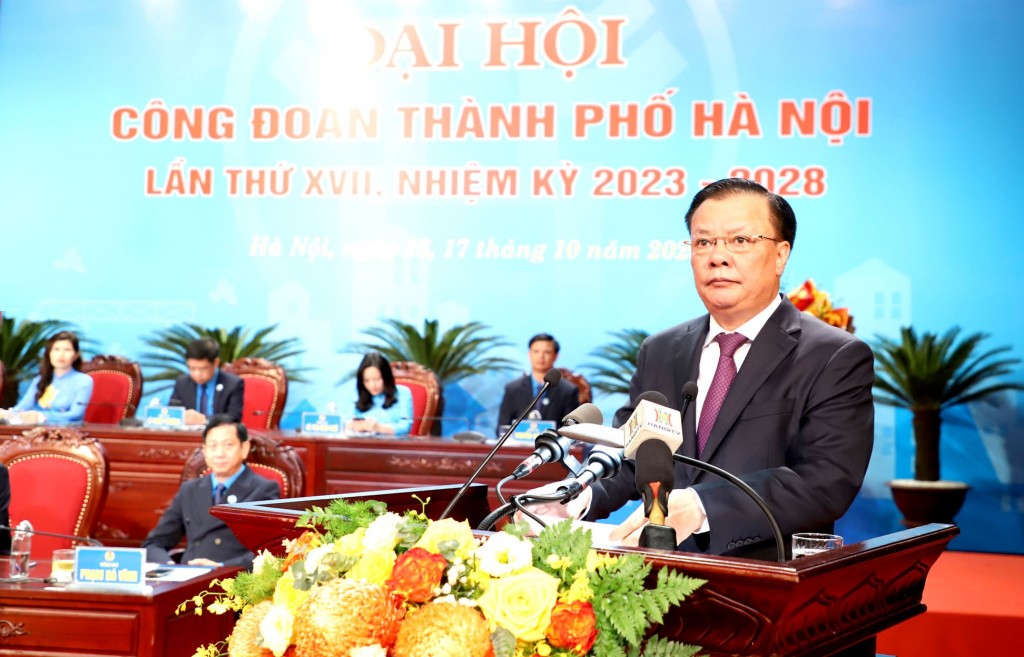 Phát huy vai trò cầu nối giữa chính quyền thành phố với đoàn viên, công nhân viên chức, người lao động