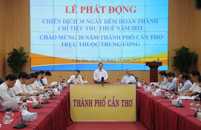 Cần Thơ muốn thu hơn 1.600 tỷ đồng tiền thuế trong 30 ngày đêm - Ảnh 1.