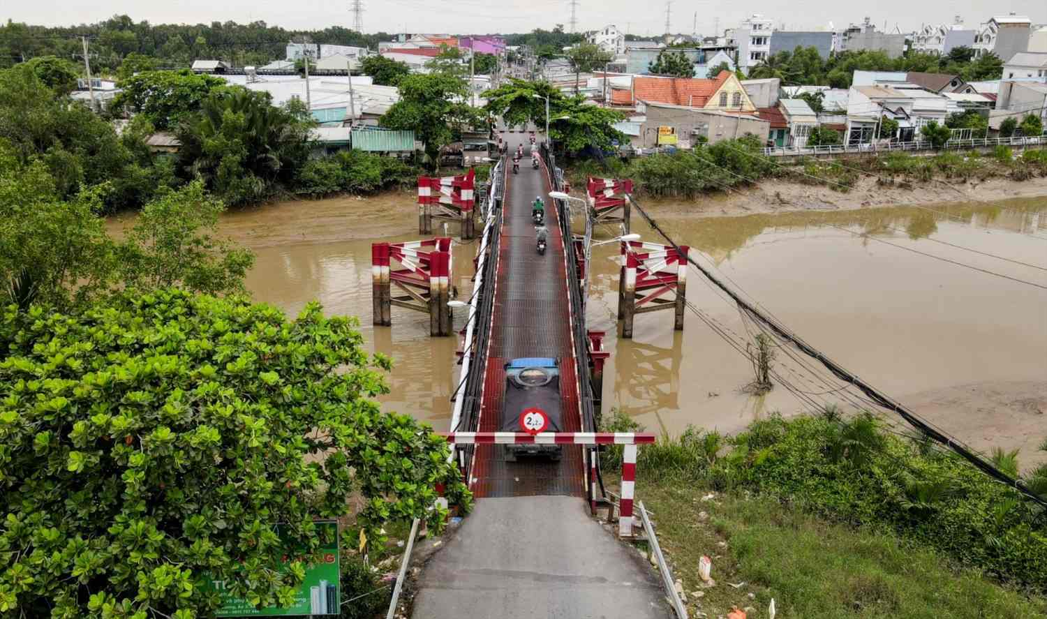 Dự án cầu Rạch Tôm gần 500 tỉ đồng sau 5 năm phê duyệt vẫn chưa triển khai.  Ảnh: Anh Tú