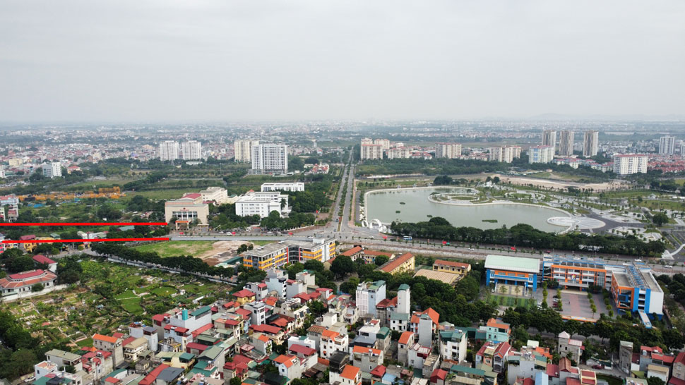 Tuyến số 1 là đường Đoàn Khuê kéo dài, theo quy hoạch phân khu đô thị N10, tầm nhìn đến năm 2030, tuyến đường có mặt cắt ngang 38 - 40 m, dài khoảng 400 m. Tuyến đường sẽ đi qua nhiều địa điểm như trung tâm hành chính quận Long Biên, tổng kho xăng dầu Đức Giang, khu đô thị mới Thượng Thanh...