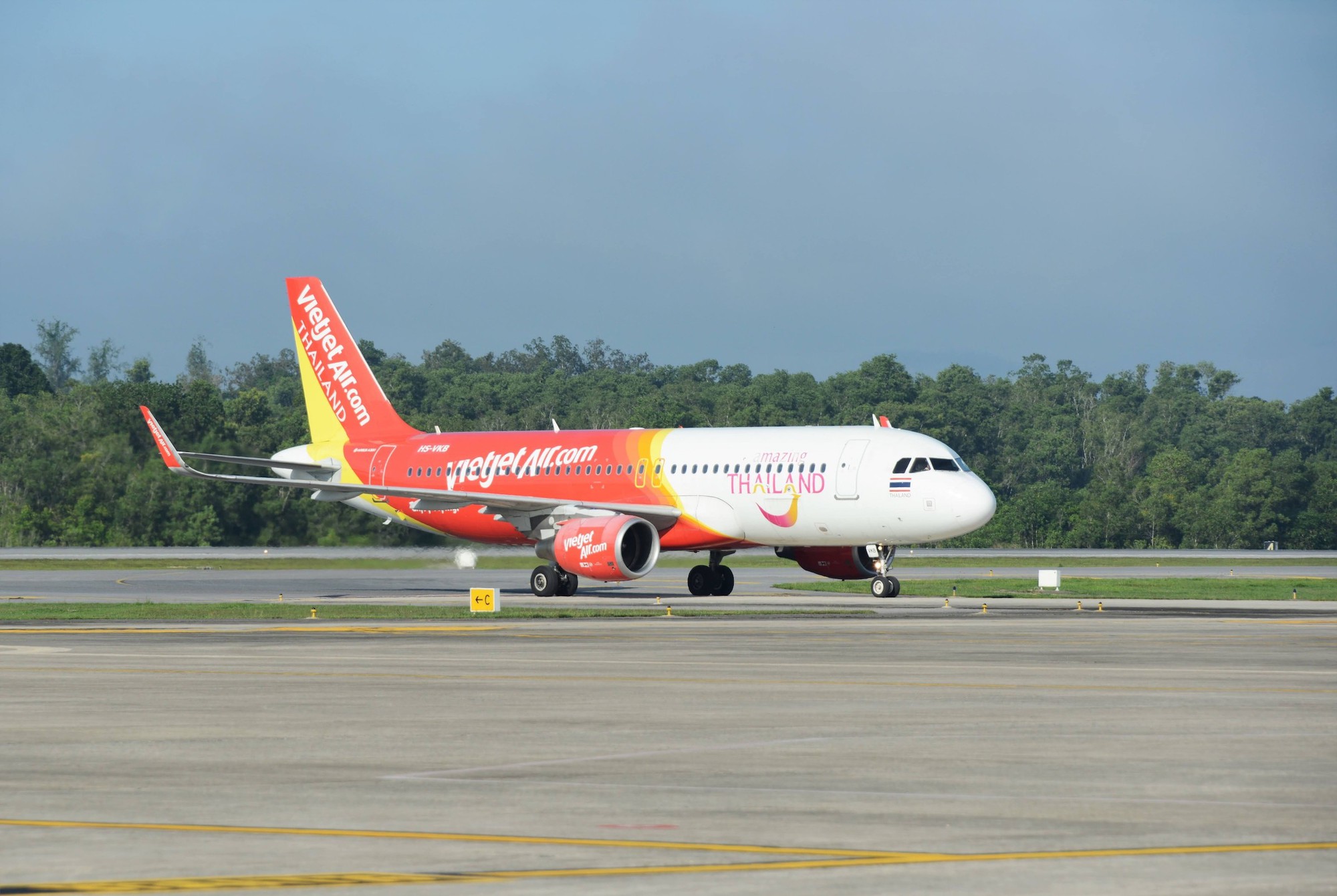 Đối thủ của Vietjet Air, một quý lãi 64 triệu USD, sớm lên sàn chứng khoán- Ảnh 2.