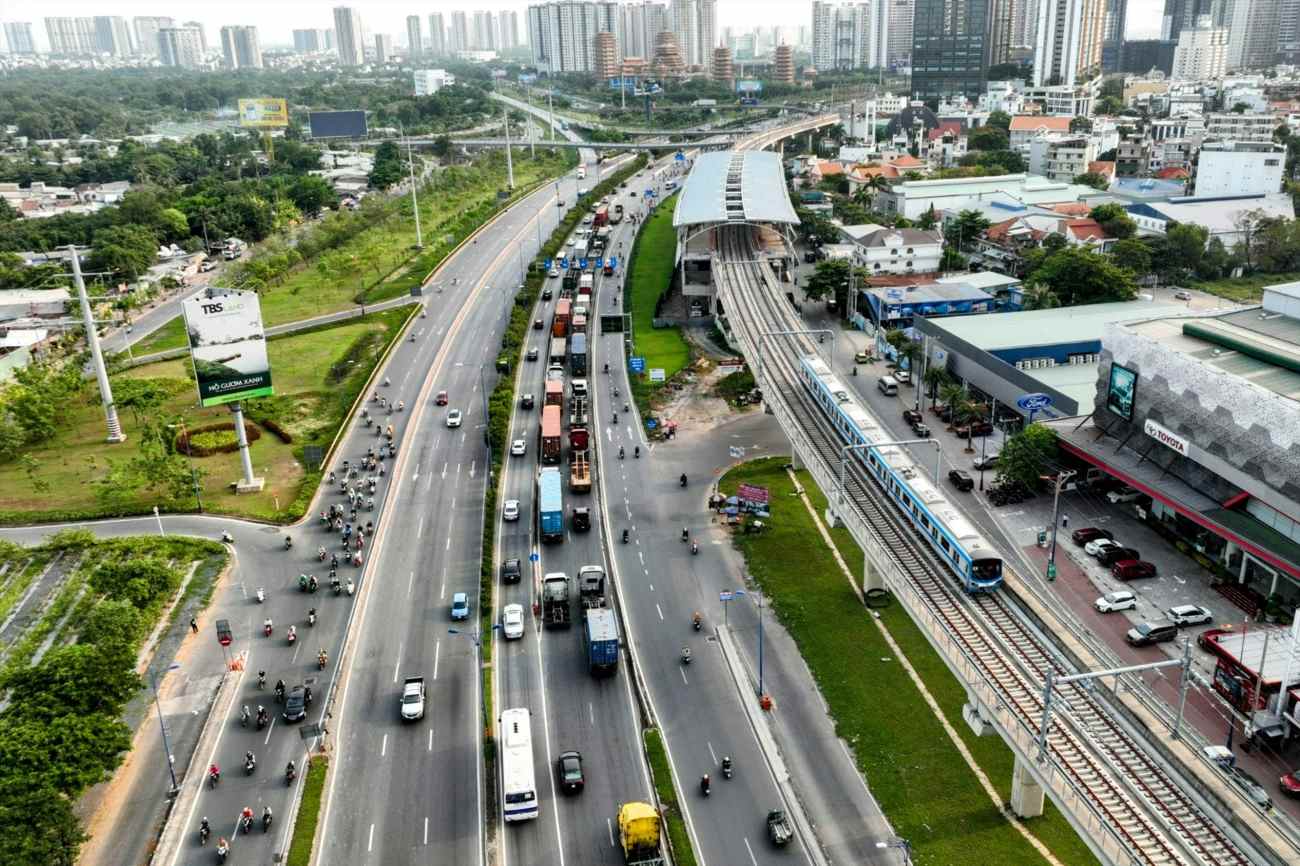 TPHCM sẽ phát triển mô hình TOD dọc Metro số 1.  Ảnh: Anh Tú