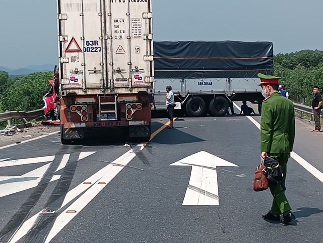 Thủ tướng yêu cầu rà soát cao tốc Cam Lộ - La Sơn và các tuyến chỉ có hai làn xe- Ảnh 1.