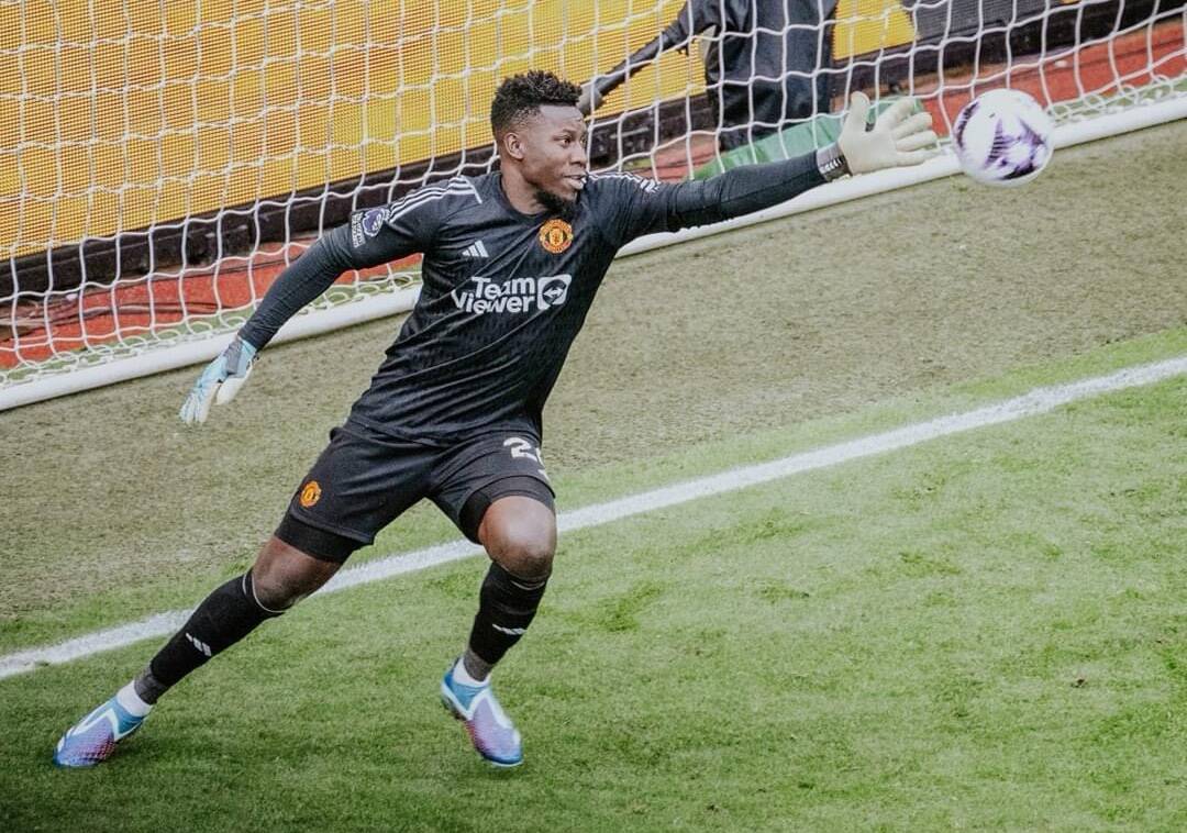 Andre Onana đã có ngày thi đấu xuất sắc trước Liverpool.  Ảnh: Manchester United