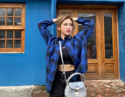 Học Idol Hàn Quốc cách phối đồ Layering Shirts cho mùa hè năng động