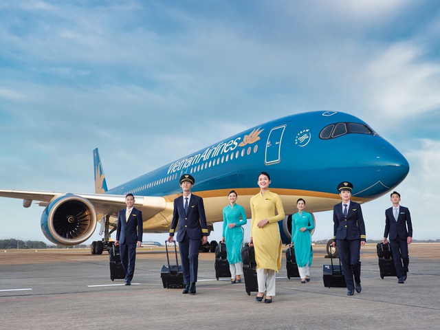 Cổ phiếu bay cao, Vietnam Airlines họp Đại hội đồng cổ đông bàn 'mục tiêu lớn'- Ảnh 2.