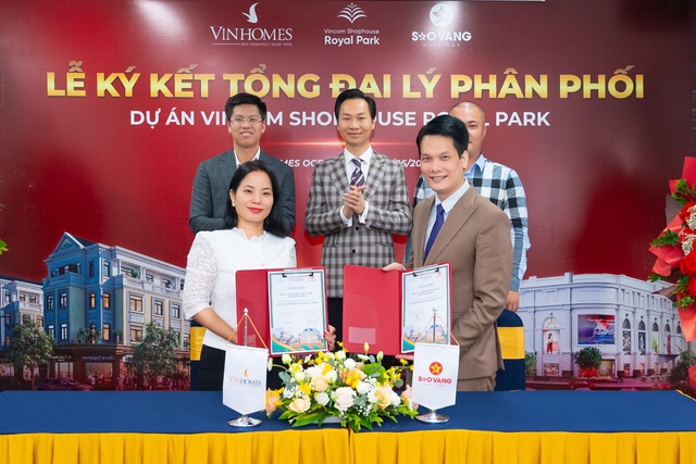 Sao Vàng Holdings - Tổng đại lý phân phối chính thức dự án Vincom Shophouse Royal Park- Ảnh 2.