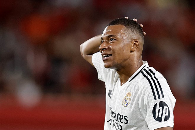 Hàng công Real Madrid vẫn còn thiếu sót dù có Kylian Mbappe