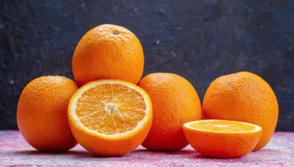 Tác dụng phụ của cam đối với sức khỏe. Ảnh: Theo Healthshots
