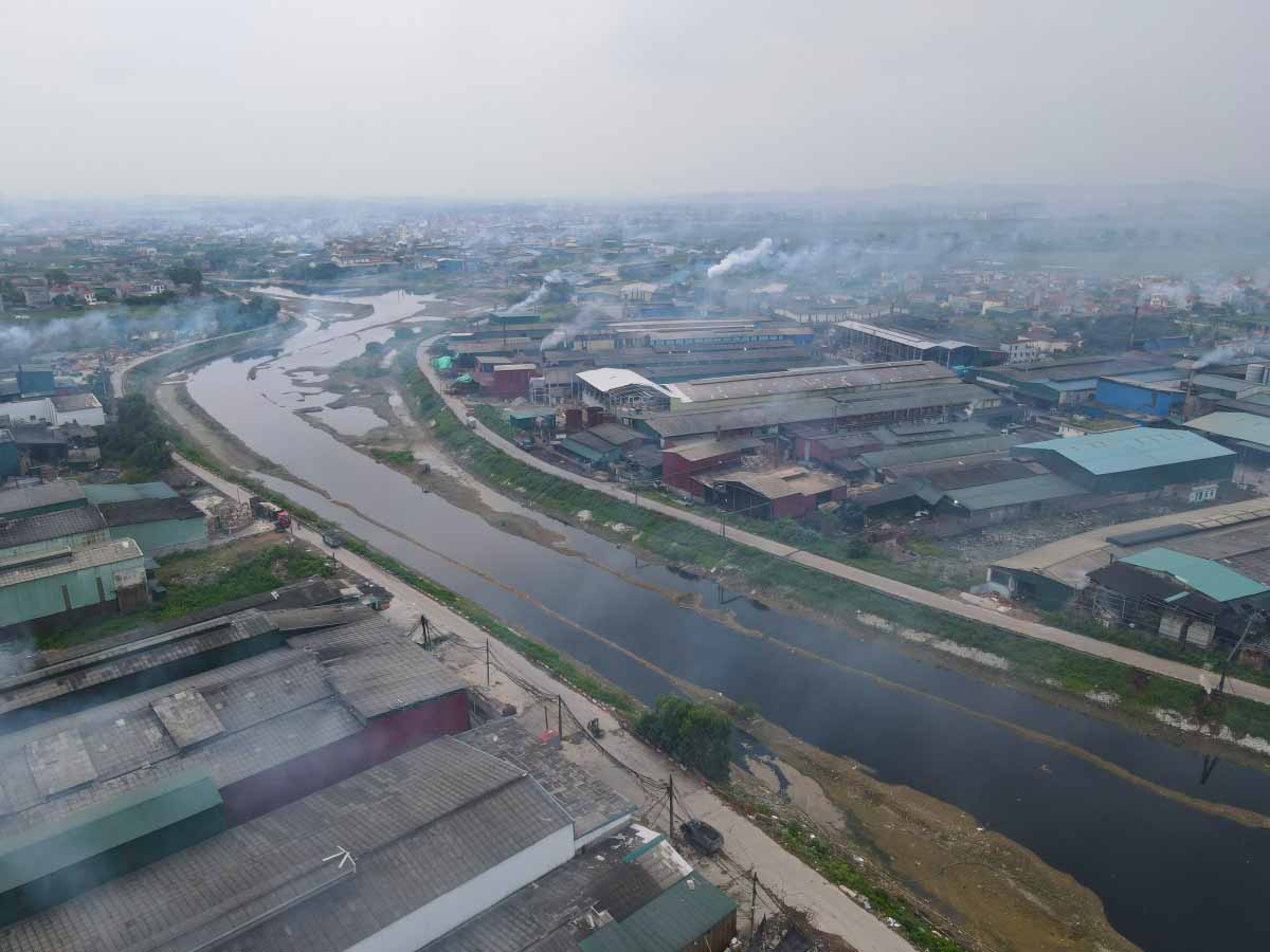 Ô nhiễm làng nghề Phong Khê nhìn từ trên cao. Ảnh: Vân Trường