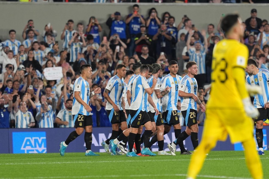 Argentina dẫn cách biệt 4 bàn. Ảnh: AFA